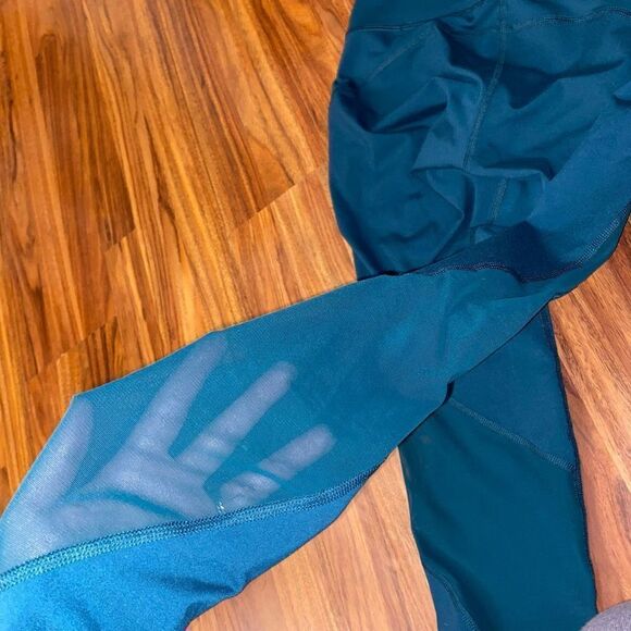 Old Navy Teal Active Elevate Leggings With Mesh Details Women's Size S - Picture 2 of 8